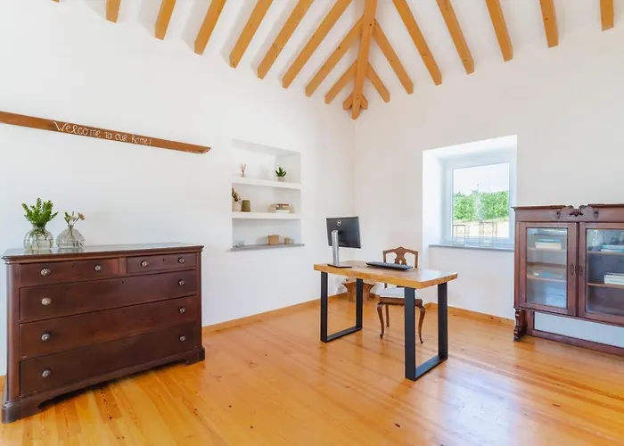 Monte Da Varzea Da Rainha בית חווה